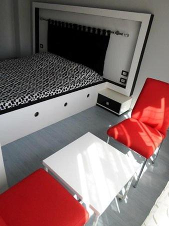 Hotel Yjet Pogradec Kültér fotó